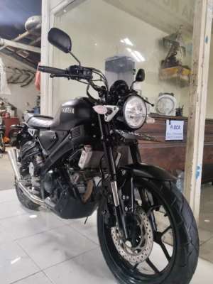 Jual bekas DP 2,8 JT BUNGA MENURUN 2YAMAHA XSR 155 TAHUN 2022,lokasi di Denpasar Kota