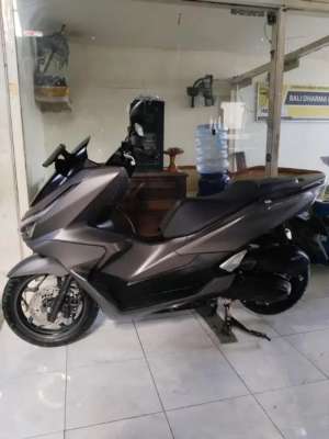 Jual bekas Dp 3 jt Honda PCX 160 CC thn 2025 cash,lokasi di Kab. Badung