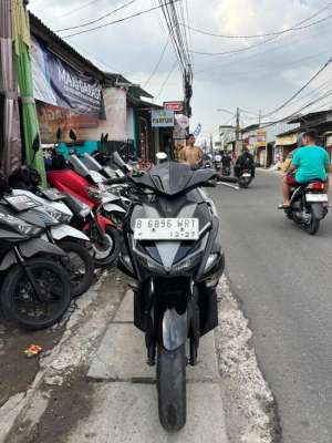 Jual bekas Dp 300 Aerox 2017 PAJAK PANJANG,lokasi di Tangerang Selatan Kota