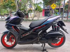 Jual bekas DP 300 Plat B TangSel Aerox Cyber City Biru 2022 CashKredit,lokasi di  ,Tangerang Selatan Kota