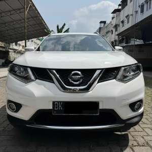 Jual bekas DP 35 JT XTRAIL 2.5 XT CVT 20152016 MATIC X-TRAIL SIAP PAKAI 2014,lokasi di Medan Kota