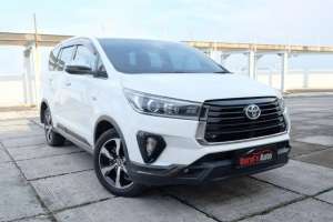Jual bekas DP 35 Juta Toyota Innova Venturer 2.0 2022,lokasi di Tangerang Selatan Kota