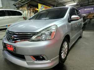 Jual bekas Dp 4 jt Grand Livina Hws at 2015,lokasi di Jakarta Timur