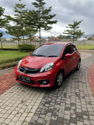 Jual bekas DP 5 JTHONDA BRIO E 2017 MANUAL,lokasi di Bandung Kota