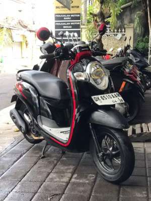 Jual bekas Dp 500 RB Honda Scoopy fi 2018 cash. Bali dharma otor,lokasi di Kab. Badung