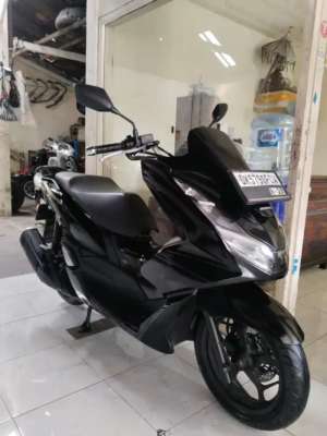 Jual bekas DP 500KBUNGA MENURUN 2HONDA PCX 160 CBS TAHUN 2023,lokasi di Denpasar Kota
