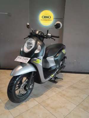 Jual bekas DP 500KBUNGA MENURUN 2HONDA SCOOPY FHASION TAHUN 2023,lokasi di Denpasar Kota