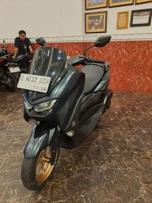 Jual bekas DP 500RB YAMAHA NMAX KEYLES TH 2023 MESIN BAGUS GARANSI BISA TT,lokasi di Tangerang Selatan Kota