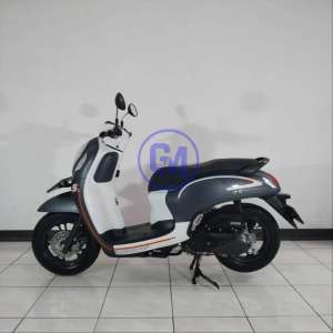 Jual bekas Dp 800rb, honda Scoopy Stylish Tahun 2023, cash - Kredit,lokasi di Bandung Kota