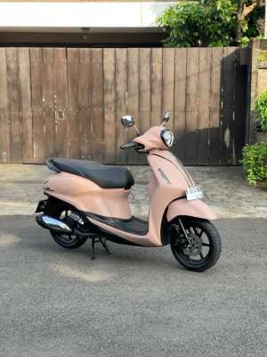 Jual bekas DP MULAI 800 RIBU YAMAHA GRAND FILANO 125 HYBRID CONNECTED 2025,lokasi di Jakarta Barat