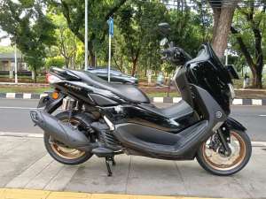 Jual bekas DP PROMO 300 k NEW YAMAHA N MAX KUNCI THN 2021 PJK IDUP,lokasi di Jakarta Timur