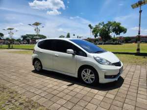 Jual bekas DP15JT JAZZ RS AT MMC ISTMW,lokasi di Sleman Kab.