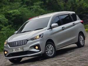 Jual bekas DP19jt Ertiga GX Matic 2019 Termurah,lokasi di Semarang Kota