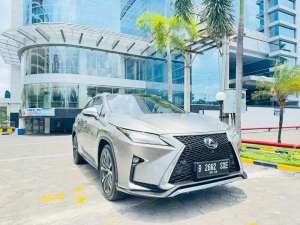 Jual bekas DP45 Lexus RX200T 2016 Luxury sudah ganti grill f sport,lokasi di Semarang Kota