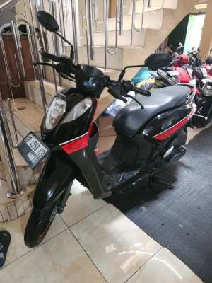 Jual bekas Dp500rb Genio hitam merah 2019 Gbm,lokasi di Bantul Kab.