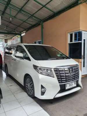 Jual bekas dp68jt Toyota Alphard 2.5 G ATPM 2015 AT zg MATIC 2020 vellfire,lokasi di Bandung Kota
