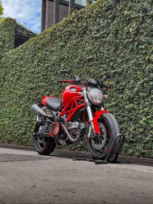 Jual bekas Ducati Monster 795 2014 TT LOW ODO LIKE NEW FP TT 696,lokasi di Bandung Kota