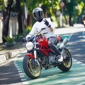 Jual bekas Ducati Monster 795 Red 2012,lokasi di Jakarta Selatan
