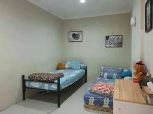 Dukuh Kupang Timur lokasi di Surabaya Kota, tersedia melalui melalui situs Olx