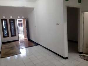 Dukuh Zamrud Rumah Murah Di Jual Cepat Lokasi Strategis lokasi di Bekasi Kab., tersedia melalui melalui situs Olx