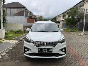 Jual bekas Ertiga GL Matic 2021 Facelift,lokasi di Malang Kota