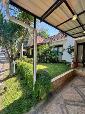 Exclusive modern tropical di Depok lokasi di Depok Kota, tersedia melalui melalui situs Olx