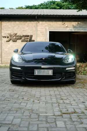 Jual bekas Facelift 420 hp Panamera S Porsche 2013 OTO 888 970.2,lokasi di Jakarta Selatan
