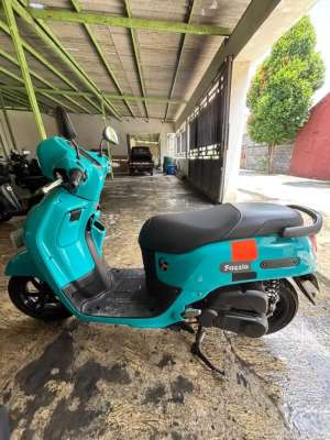 Jual bekas FAZZIO HIJAU KM RENDAH 2022,lokasi di Karanganyar Kab.