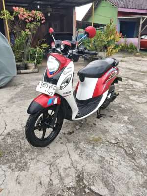 Jual bekas Fino 125 2016 lengkap cakep original,lokasi di Tangerang Selatan Kota