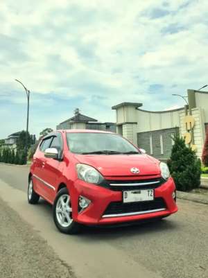 Jual bekas FIRST HAND OWNERSHIP FULL RECORD TOYOTA AGYA G MATIC 2015 TERAWAT,lokasi di Bandung Kota
