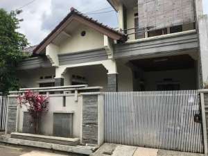 FLASH SALE RUMAH SIAP HUNI DEKAT METRO MARGAHAYU LEBAR MUKA 13 METER , tersedia melalui melalui situs Olx