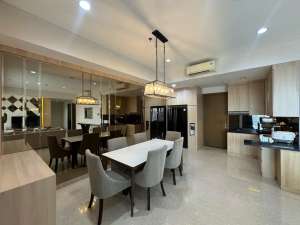 FOR RENT 3 BEDROOM FULLY FURNISHED RESORT APARTMENT IN SOUTH JAKARTA lokasi di Jakarta Selatan, tersedia melalui melalui situs Olx