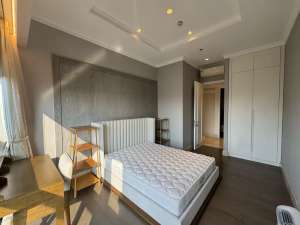 FOR RENT 3 BEDROOMS LUXURIOUS FURNSHED 1 PARK AVENUE JAKARTA SELATAN lokasi di Jakarta Selatan, tersedia melalui melalui situs Olx