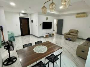 For Rent Disewakan Unit 3BR di Apartemen Essence Darmawangsa Emi 2 Jaksel lokasi di Jakarta Selatan, tersedia melalui melalui situs Olx