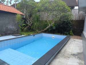 For rent villa at Jl Tegal Cupek area, close to Umalas, Kerobokan lokasi di Kab. Badung, tersedia melalui melalui situs Olx