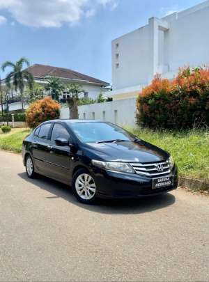 Jual bekas FOR SALE HONDA CITY S VTECH TAHUN 2013,lokasi di Jakarta Selatan