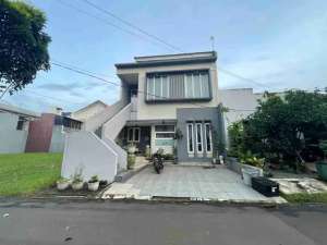 FOR SALE RUMAH KENCANA LOKA BSD SERPONG lokasi di Tangerang Selatan Kota, tersedia melalui melalui situs Olx