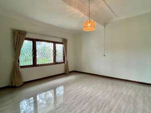 FOR SALERUMAH MEWAH KLASIK LOKASI PREMIUMCIPETE SELATANCILANDAK, JAKARTA SELATAN lokasi di Jakarta Selatan, tersedia melalui melalui situs Olx