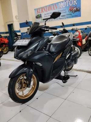 Jual bekas FOR SALE yamaha aerox abs 2021 full orisinil,lokasi di Depok Kota
