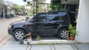 Jual bekas Ford Escape 2003 Bensin,lokasi di Tangerang Kab.