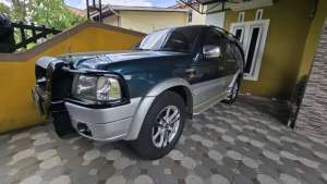 Jual bekas Ford Everest Tdi 2006,lokasi di Pontianak Kota