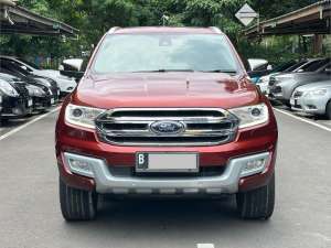 Jual bekas Ford Everest Titanium Plus 2015 Merah,lokasi di Jakarta DKI