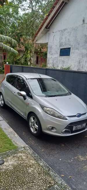 Jual bekas Ford Fiesta 1.6 Sport A.T 2011,lokasi di Tasikmalaya Kota