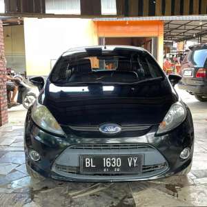 Jual bekas FORD FIESTA 2011 MATIC SERIUS,lokasi di Aceh Besar Kab.