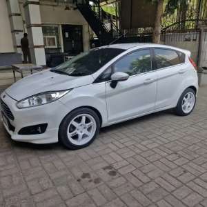 Jual bekas Ford fiesta S ecoboost 1.0 AT 2014,lokasi di Medan Kota