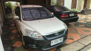 Jual bekas Ford Focus S AT 2010 Putih Low KM,lokasi di Jakarta Selatan