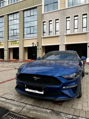Jual bekas Ford Mustang Facelift Ecoboost 2.3 2018 Biru Blue 2019 2017 Jual BU,lokasi di Jakarta Utara