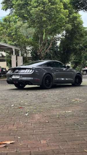 Jual bekas Ford Mustang GT 2022 Abu Grey Ford 2021 Mobkas 20223 dijual Cepet Bu,lokasi di Jakarta Selatan