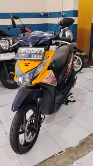 Jual bekas Forsale Honda beat fi 2014 siap pakai,lokasi di  ,Depok Kota