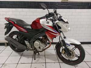 Jual bekas Forsale Yamaha vixion ks tahun 2014,lokasi di Depok Kota